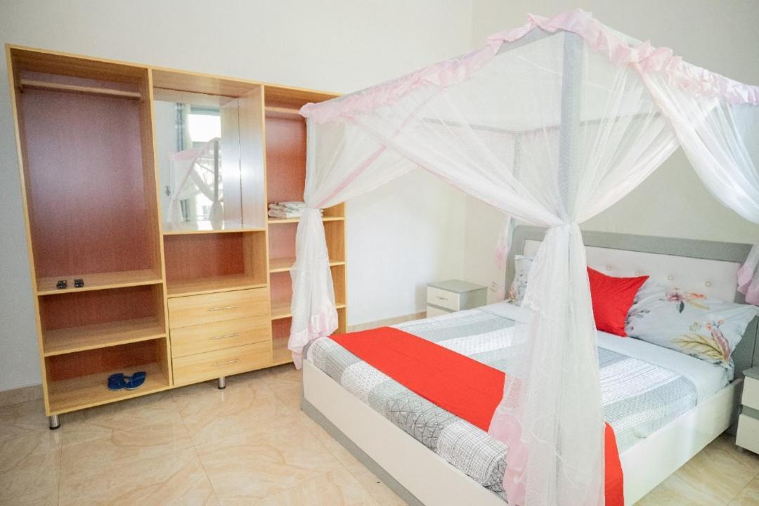 The City Block Apartment Бужумбура Екстериор снимка