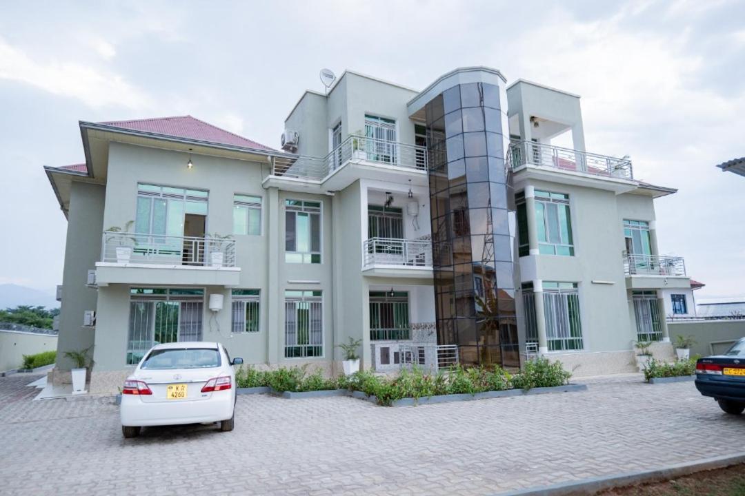 The City Block Apartment Бужумбура Екстериор снимка