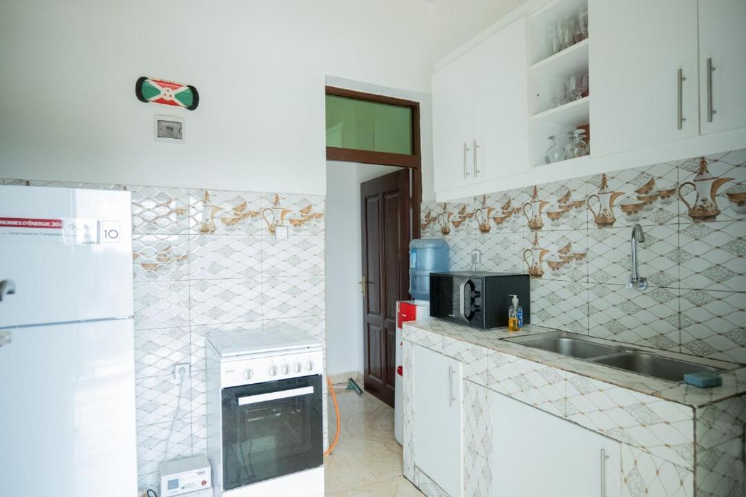 The City Block Apartment Бужумбура Екстериор снимка